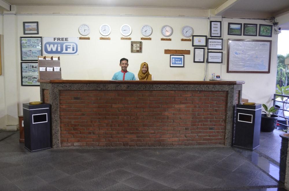 Augusta Valley Bandung